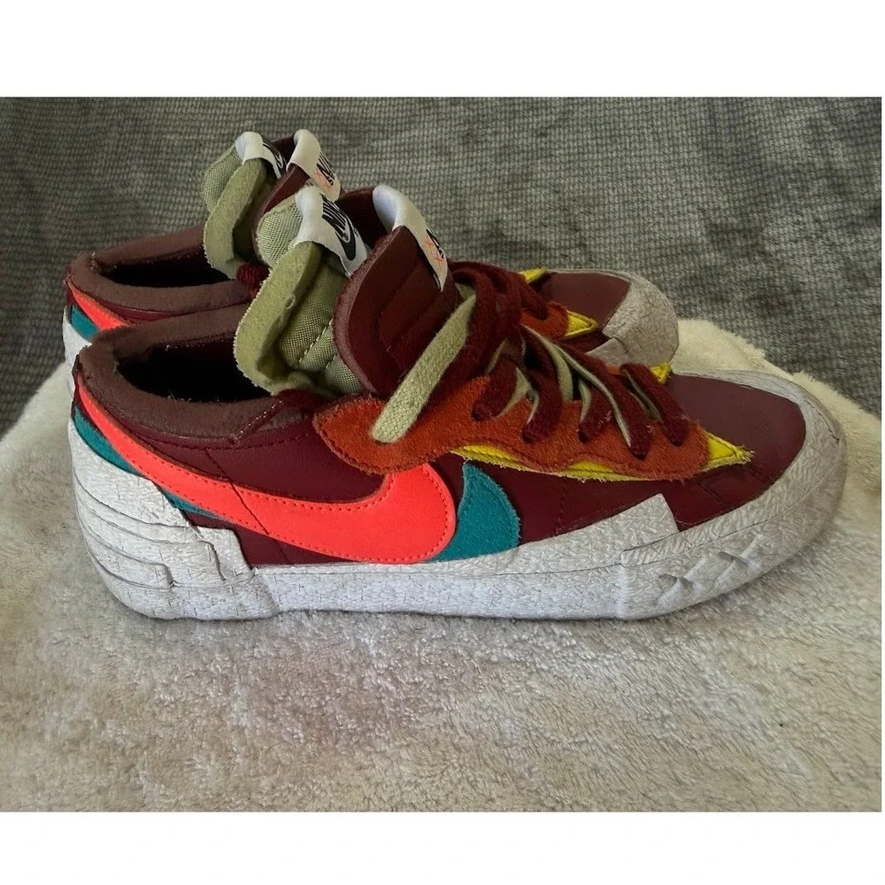 Kaws Sacai Nike Blazer Low Team Red Hot Lava Blue DM7901-600 Mens Sneakers 7.5